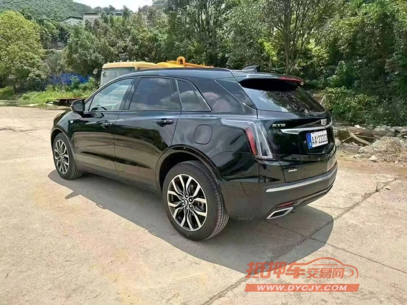 南寧22年凱迪拉克XT57