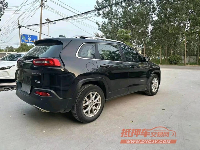 徐州16年Jeep自由光8