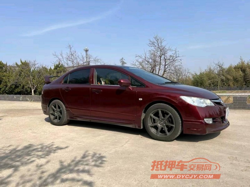 青岛14年本田思域3