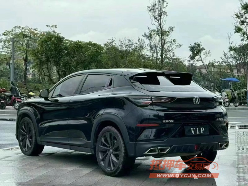 东莞21年长安汽车UNI-T8