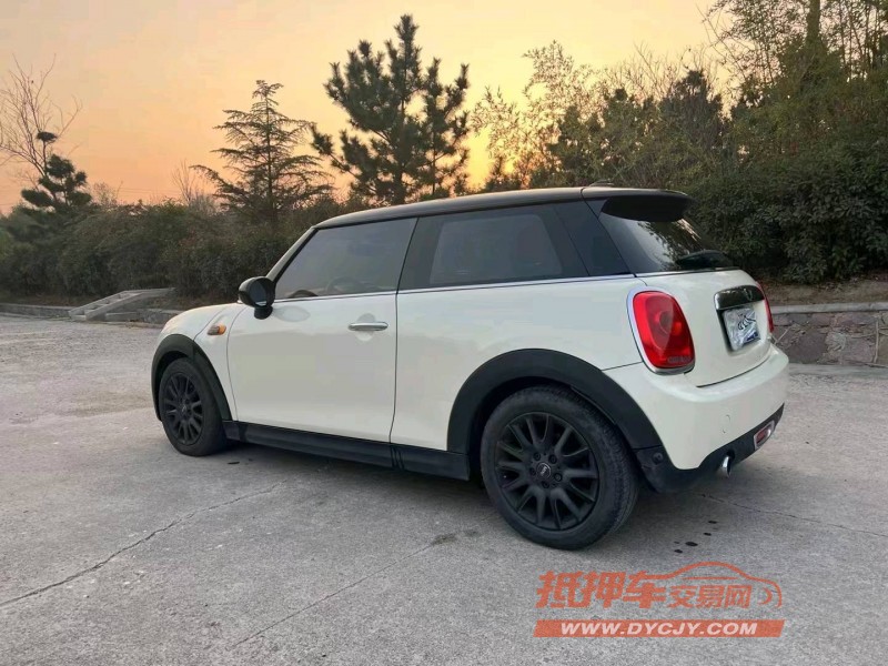 青島17年MINICooper8