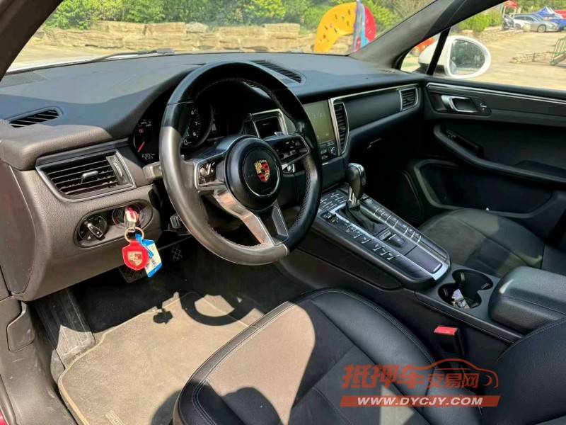 青岛18年保时捷Macan6