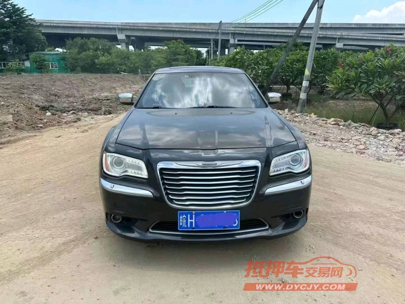 江门14年克莱斯勒300C1