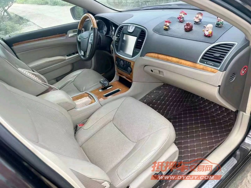 江门14年克莱斯勒300C7