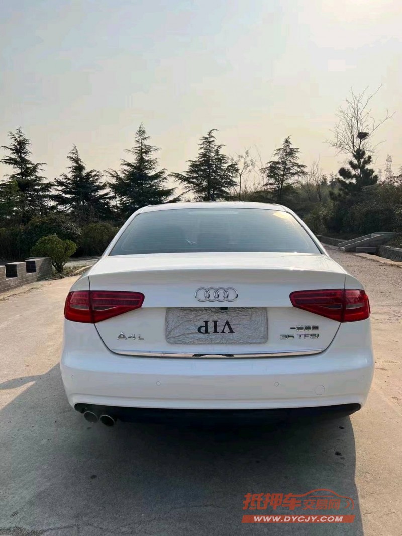 青岛15年奥迪A4L8