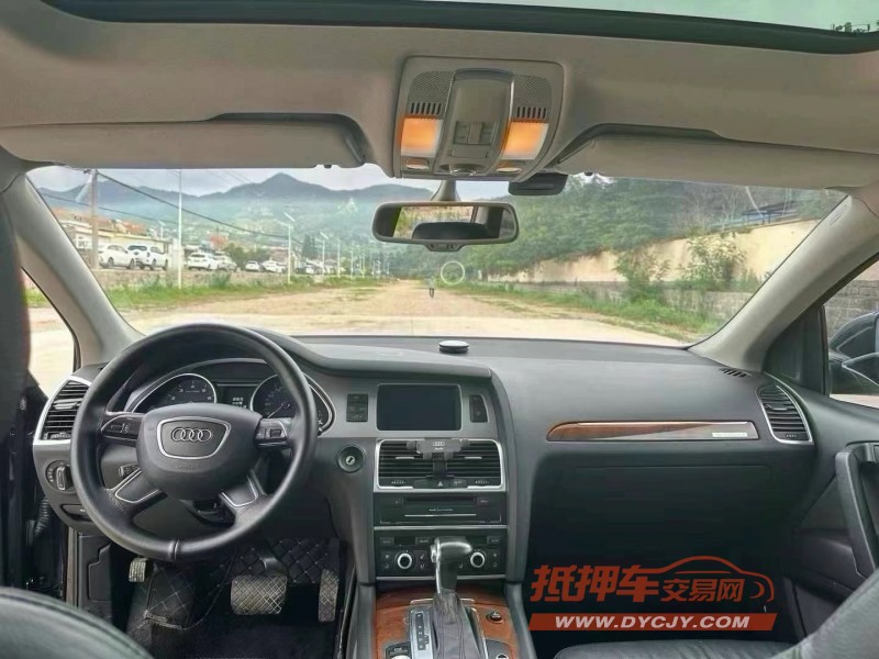 济宁15年奥迪Q74