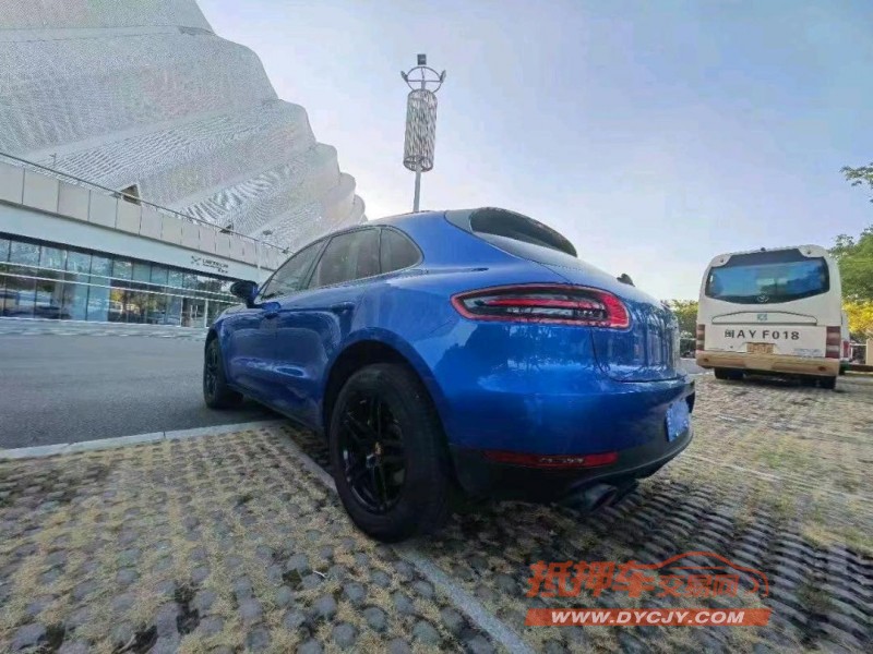 潍坊16年保时捷Macan6