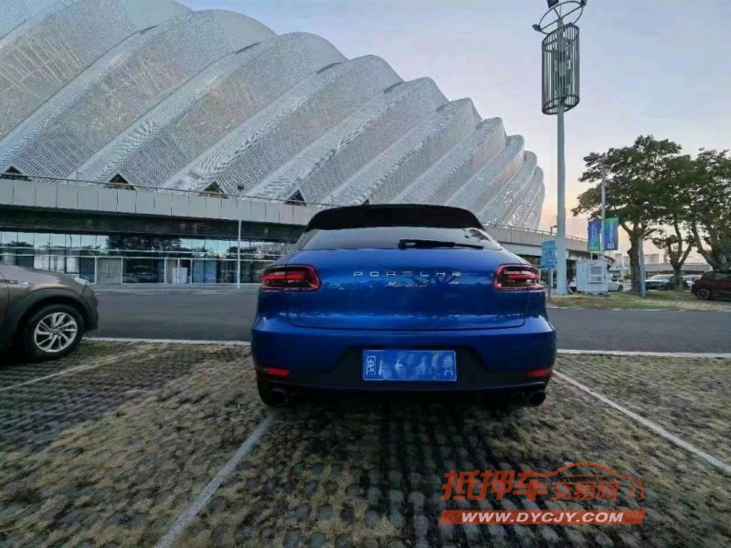 潍坊16年保时捷Macan8