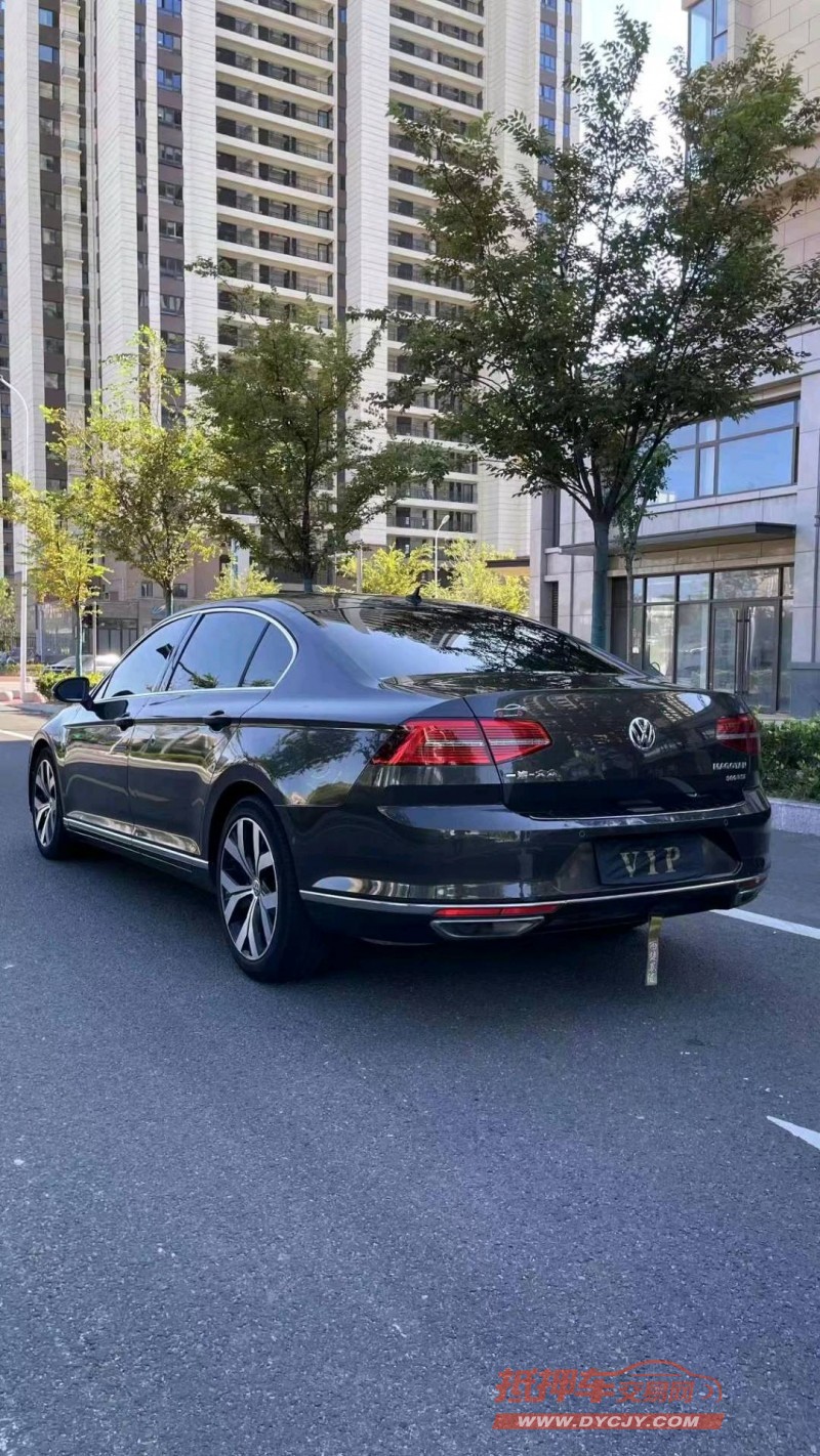 济宁17年大众迈腾7