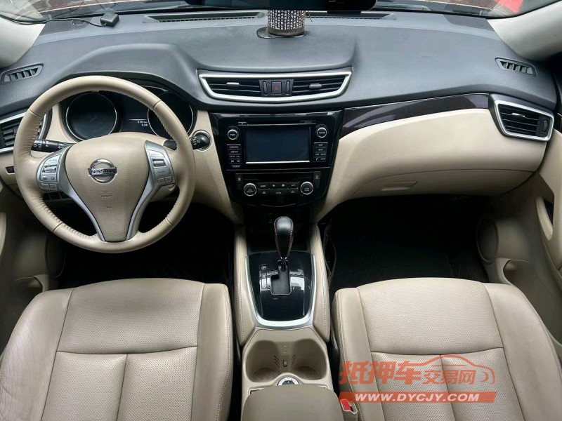蘭州15年日產奇駿6