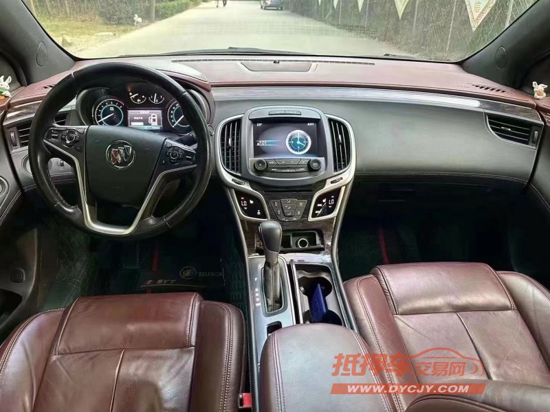 济宁15年别克君越6