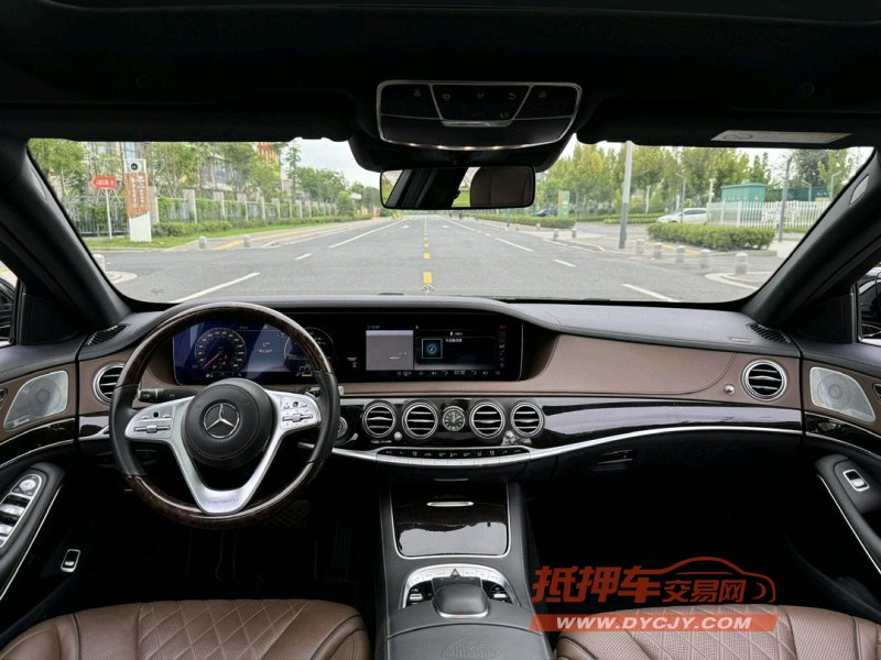 盐城19年奔驰迈巴赫S级7