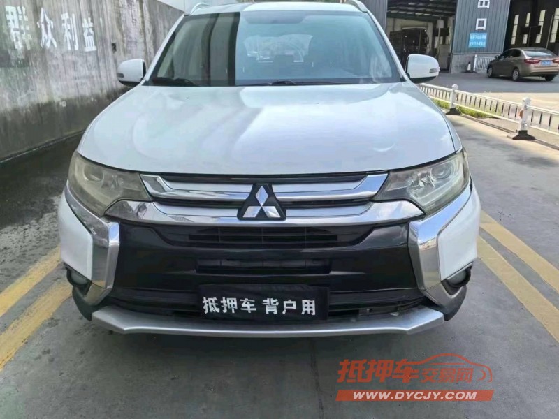 保定17年三菱欧蓝德1