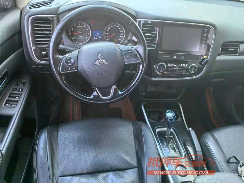 保定17年三菱欧蓝德4