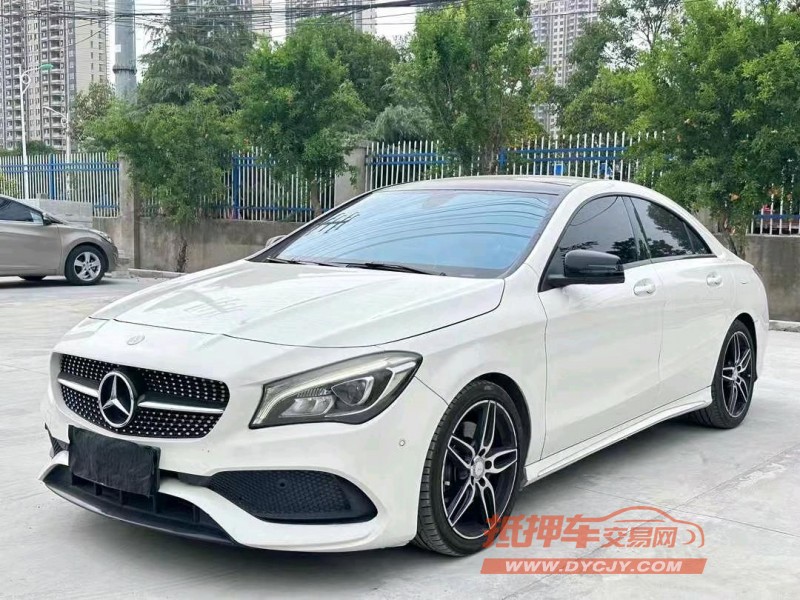 徐州17年奔驰CLA3