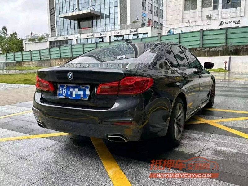 广州18年宝马5系8