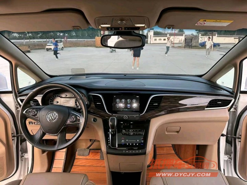 徐州17年别克GL84