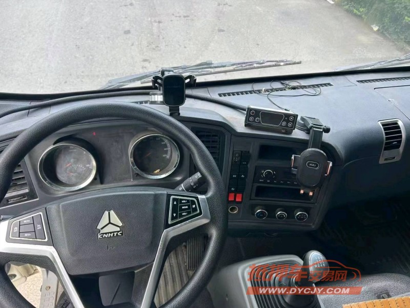 濟南23年卡車系列重汽豪沃3