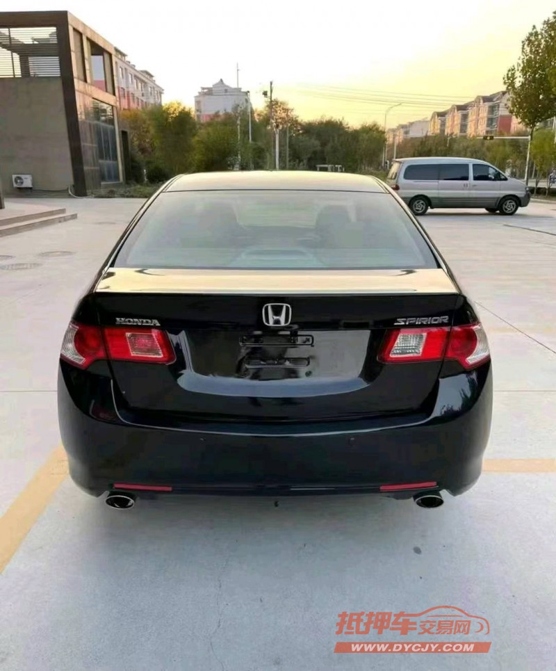 汕头11年本田思铂睿2