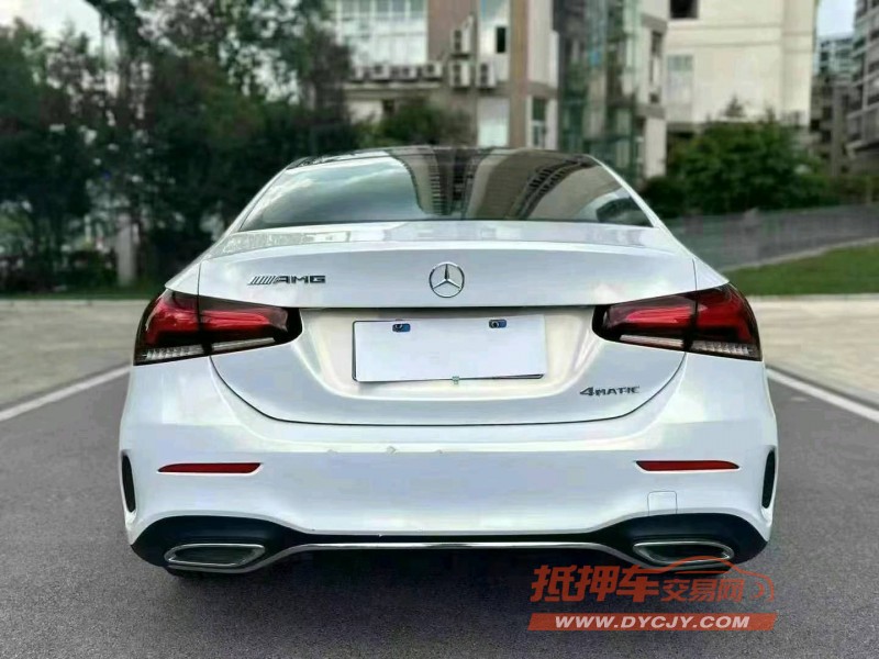 重庆22年奔驰A8
