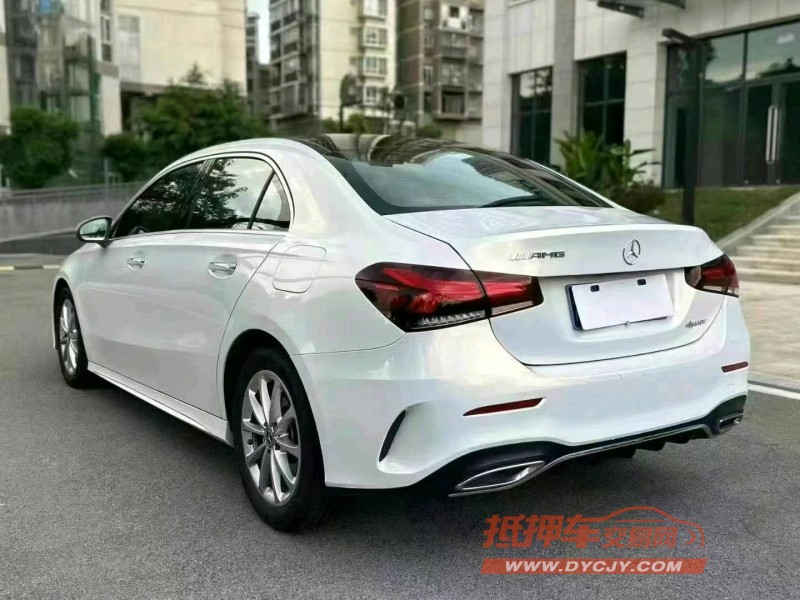 重庆22年奔驰A9