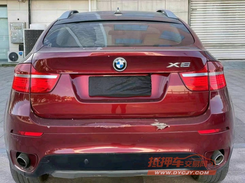 青岛10年宝马X68