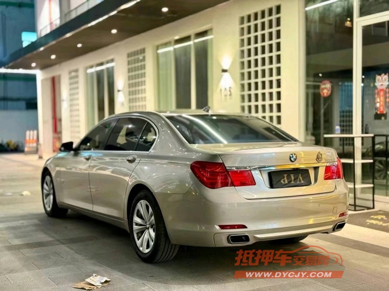 广州12年宝马7系8