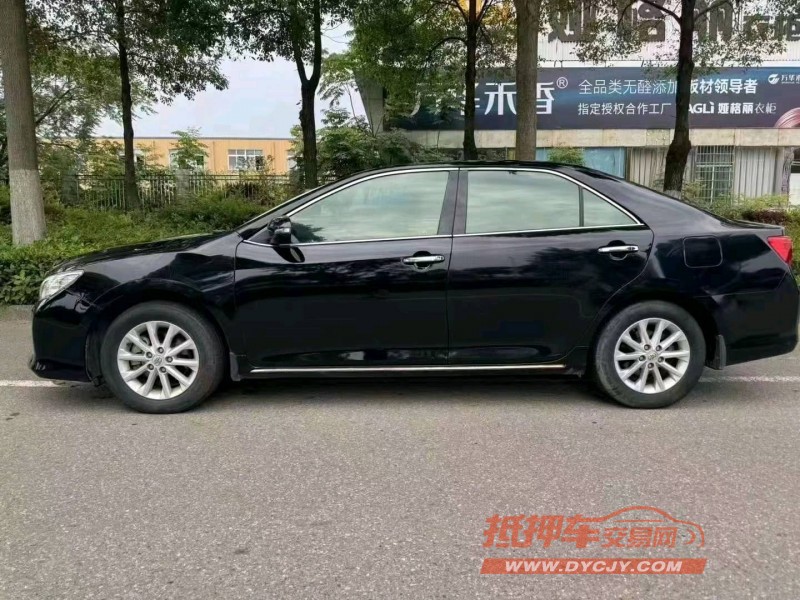 邵阳14年丰田凯美瑞4