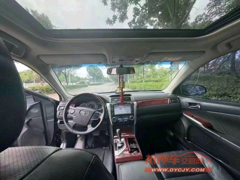 邵阳14年丰田凯美瑞9