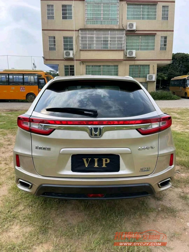 广州17年本田URV9