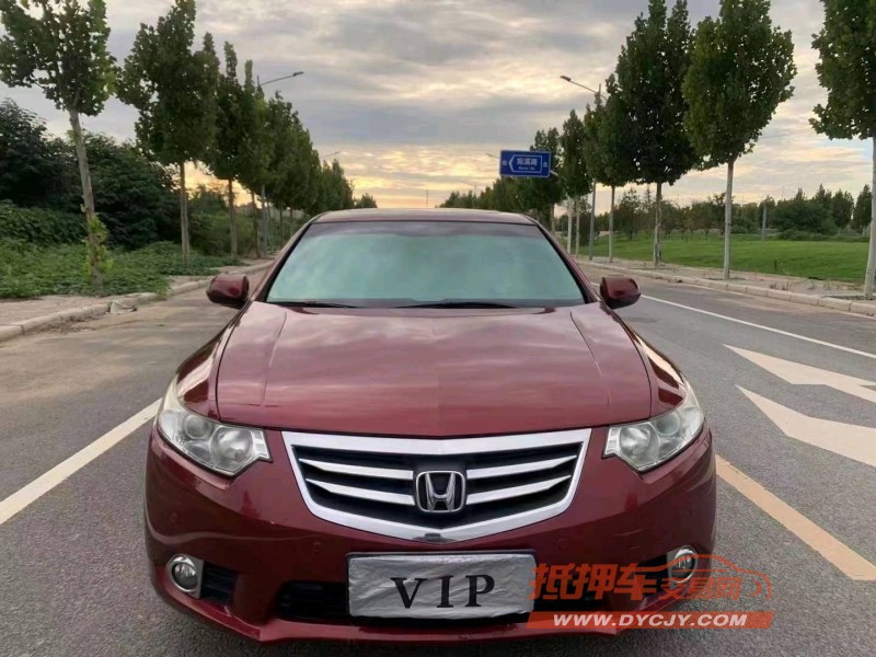 郑州14年本田思铂睿1