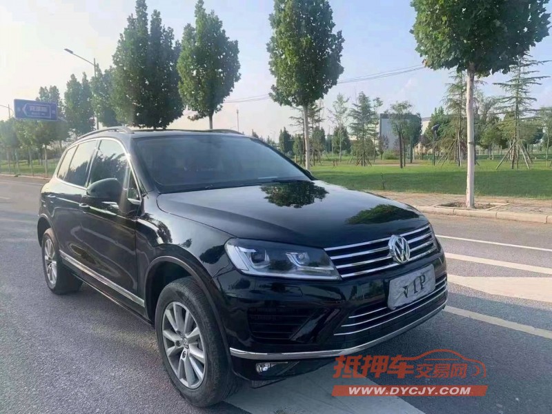 郑州17年大众途锐2