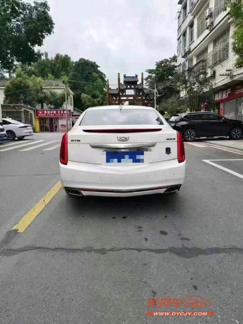 張家界16年凱迪拉克XTS4