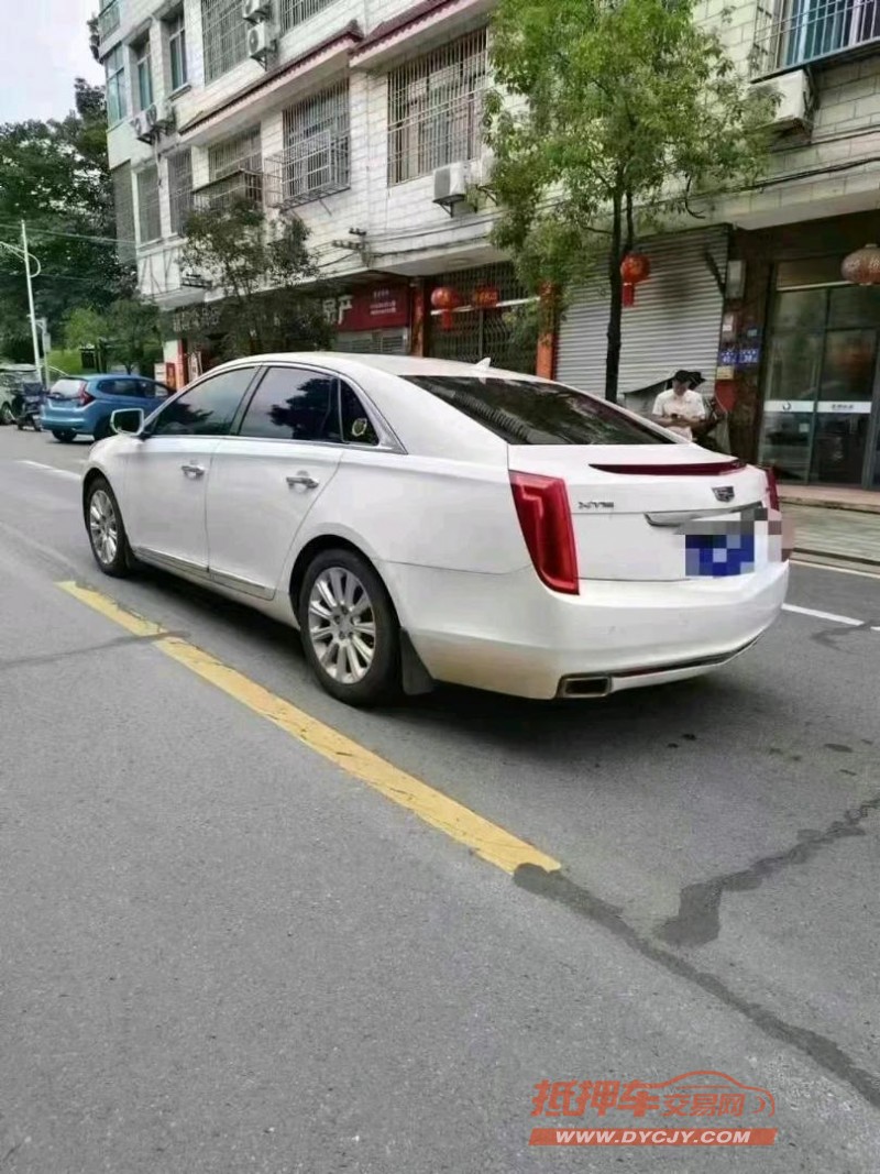 張家界16年凱迪拉克XTS8