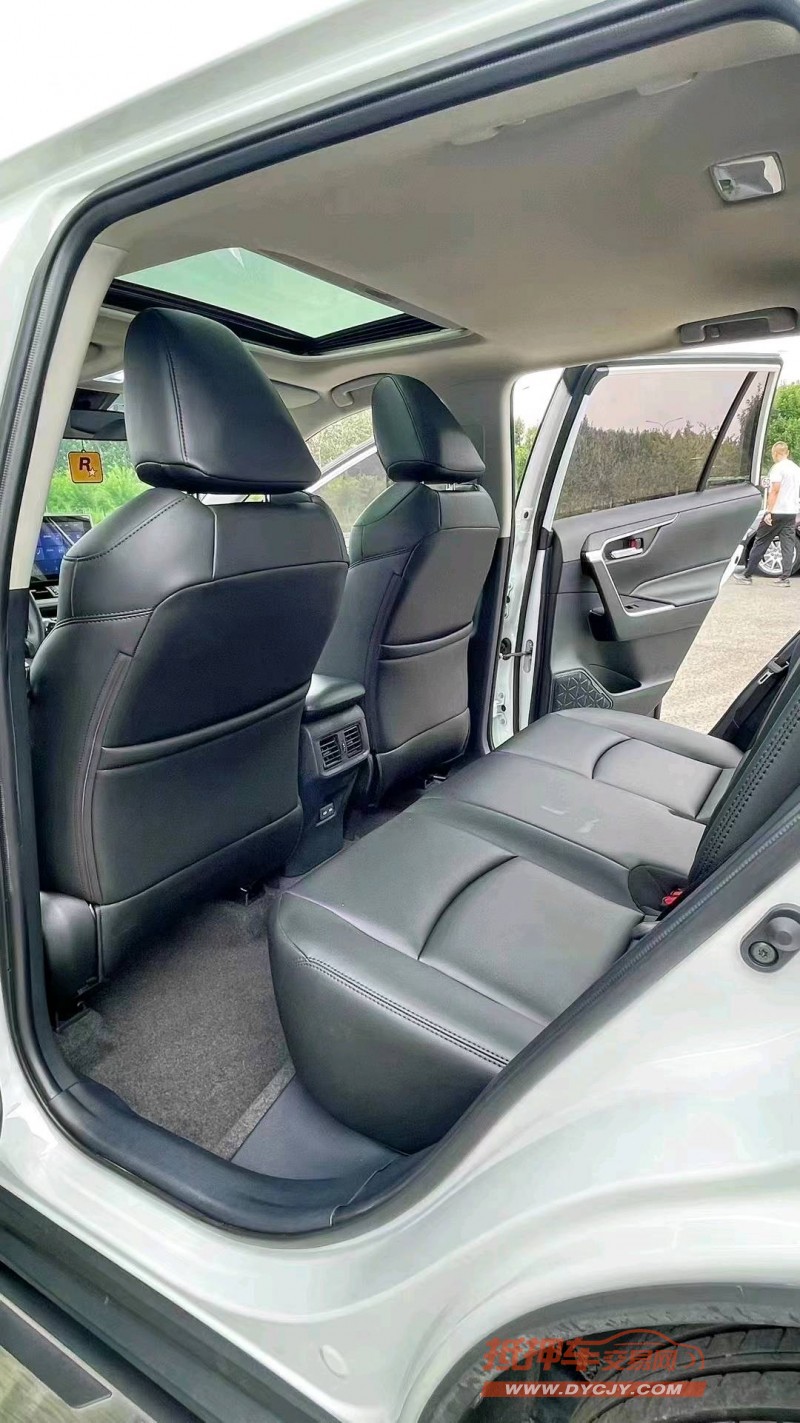 廊坊22年丰田RAV4荣放7