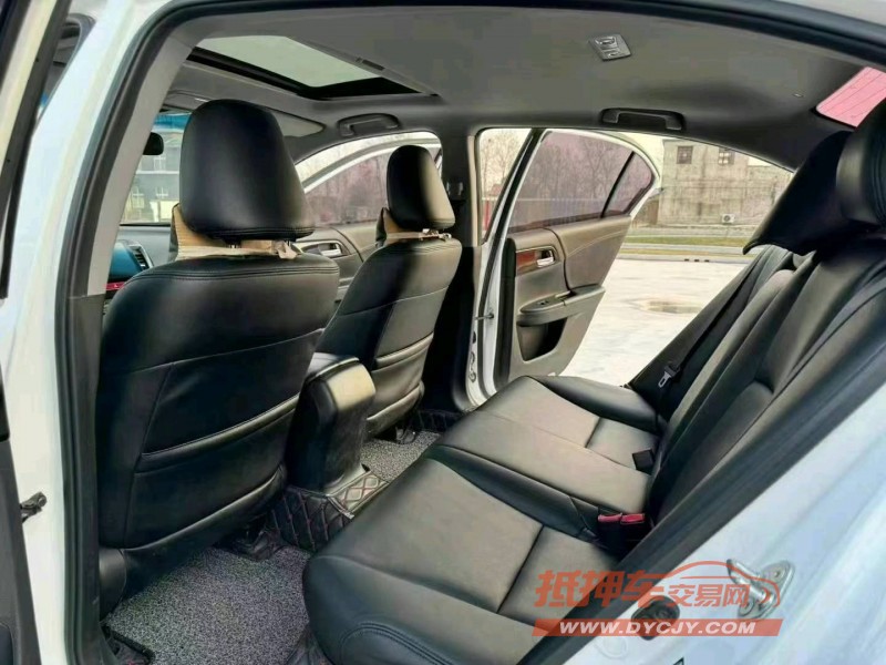 徐州17年本田雅阁6