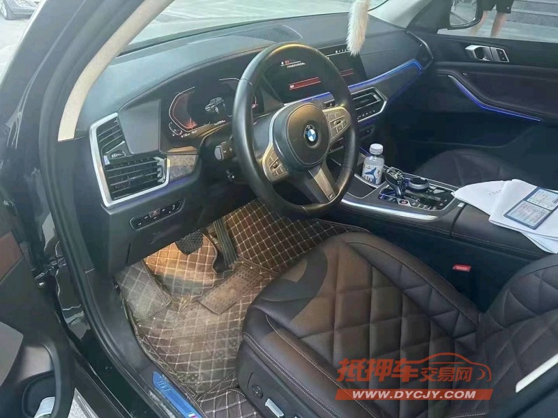济宁22年宝马X55