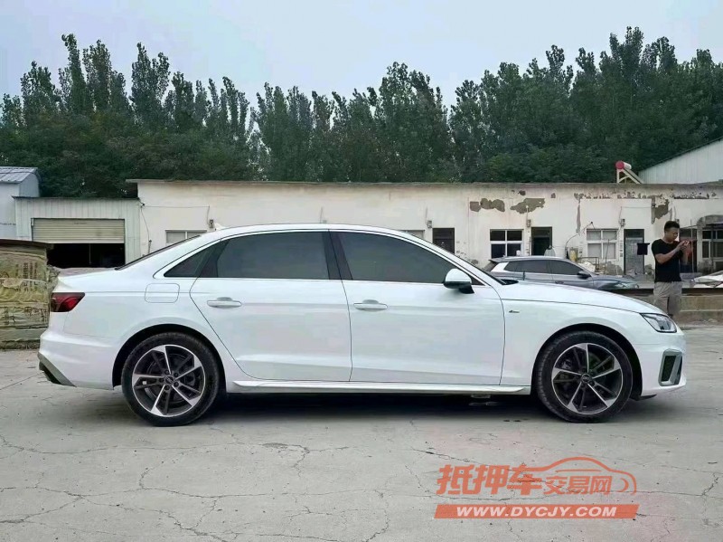 郑州22年奥迪A4L8