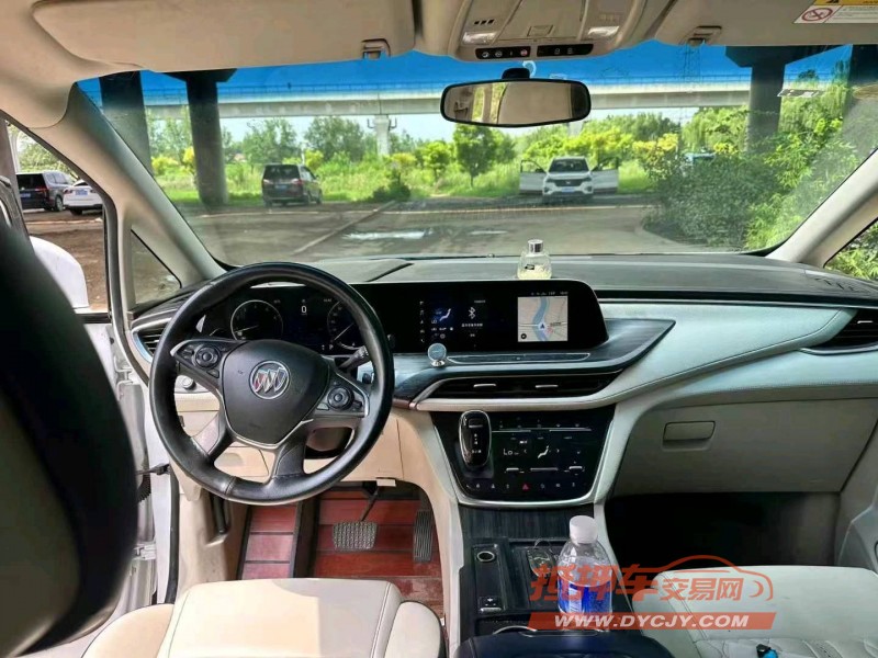 青岛21年别克GL85