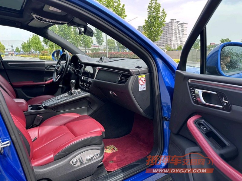 盐城20年保时捷Macan5