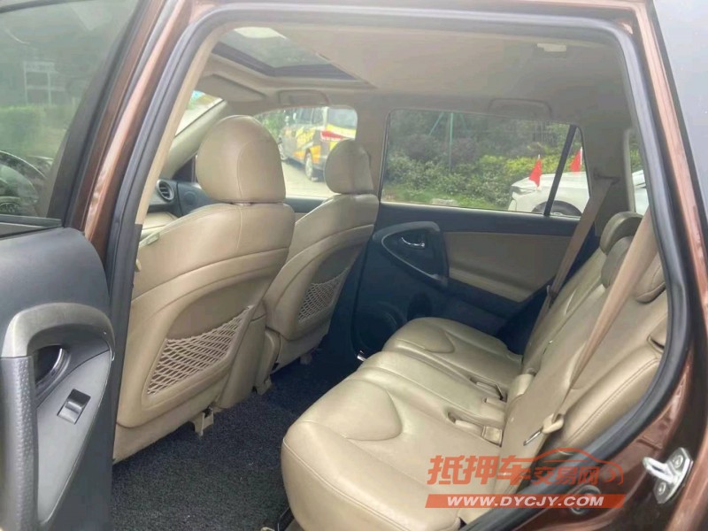 广州12年丰田RAV47
