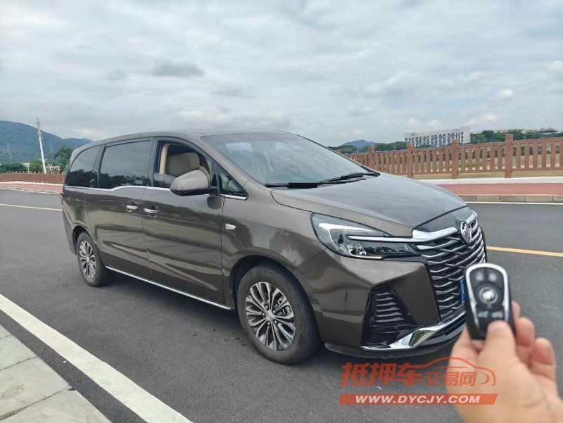 东莞23年别克GL82