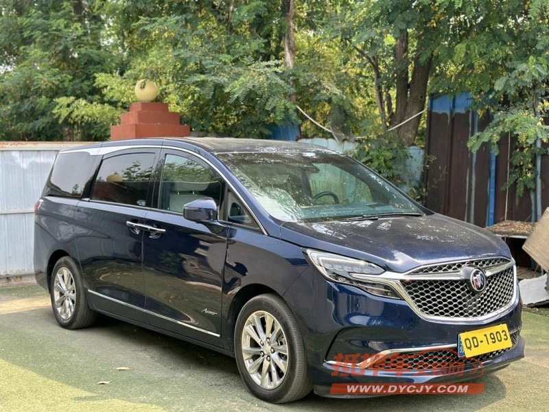 青岛21年别克GL82