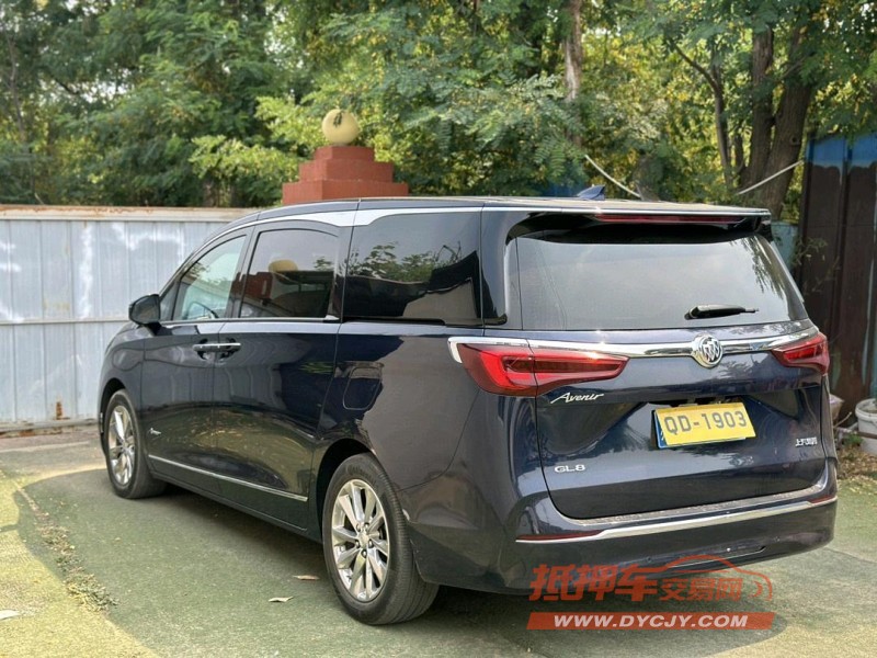 青岛21年别克GL84