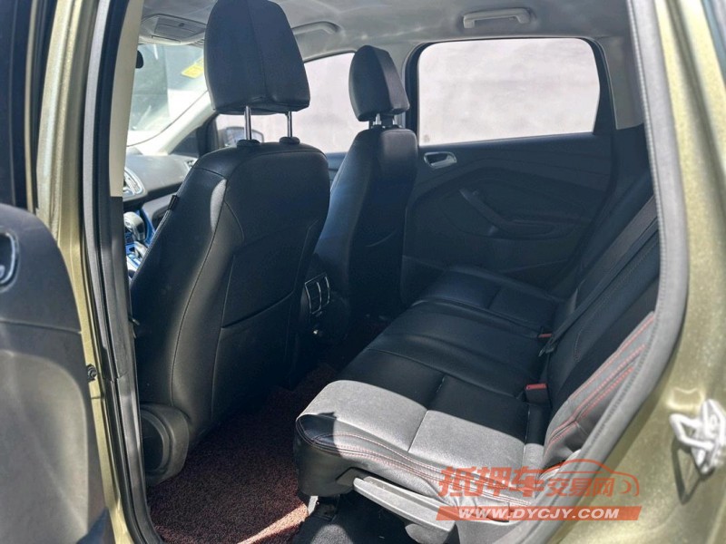 青岛15年福特翼虎5