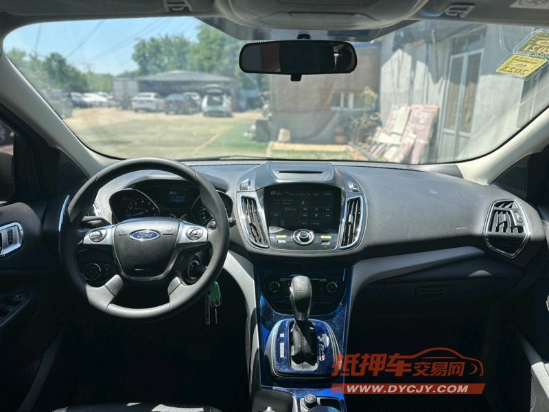 青岛15年福特翼虎6