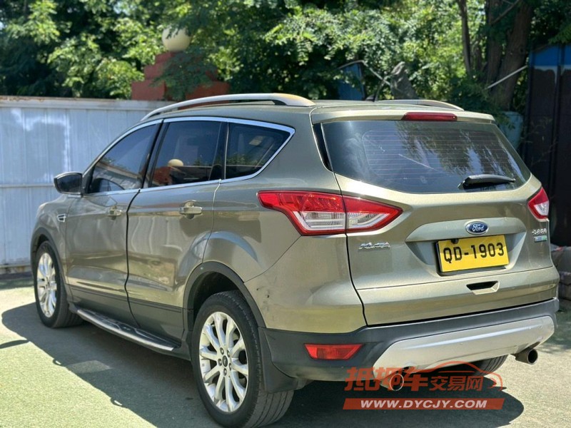 青岛15年福特翼虎9