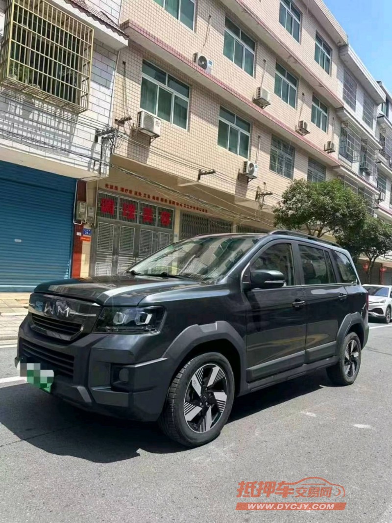 岳陽24年SWM斯威汽車大虎2
