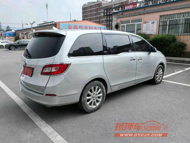 青岛12年别克GL85