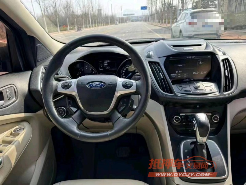 青岛13年福特翼虎5